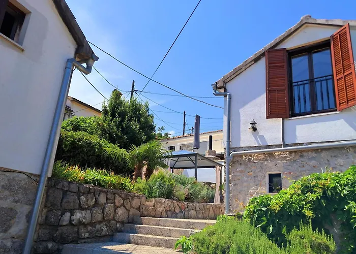 Kuca Maria * Veprinac